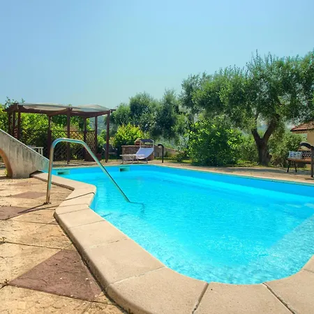Ferienhaus Con Piscina, Ac E Wi-fi